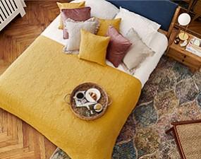 RETRO 1 Bed with upholstered headboard